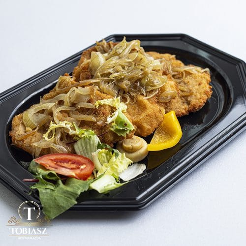 Kotlet schabowy z cebulką